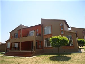 2 Bed Apartment in Laser Park