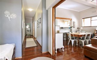 3 Bedroom Apartment in Rosebank