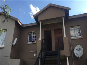 3 Bed Apartment in Rustenburg Central