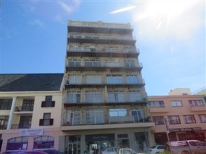 2 Bed Apartment in Strand Central