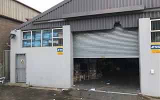 596 m² Industrial space in Wetton