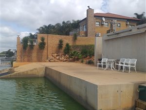 756 m² Land available in Kungwini Country Estate