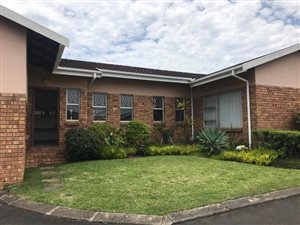 2 Bed Townhouse in Uvongo