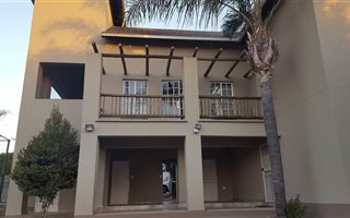2 Bedroom Townhouse in Highway Gardens