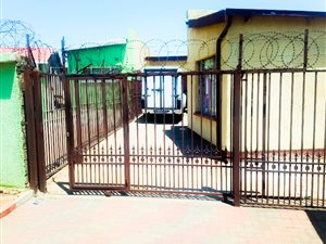2 Bed House in Diepkloof