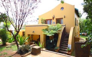 1 Bedroom Garden Cottage in Johannesburg North