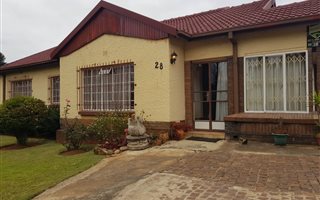 4 Bedroom House in Hurlyvale