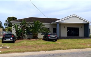 281 m² Office Space in Newton Park