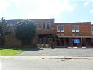 2850 m² Industrial space in Stormill