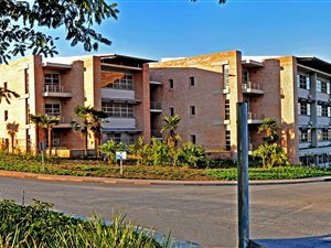 772 m² Commercial space in Riverside Park