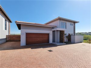 3 Bed House in Palm Lakes Estate