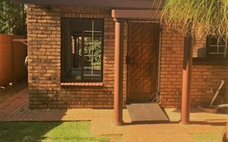 2 Bedroom Townhouse in Highveld