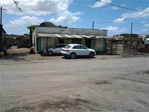 1163 m² Land available in Clairwood