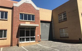 233 m² Industrial space in Eastgate