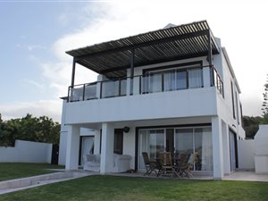 4 Bed House in Royal Alfred Marina