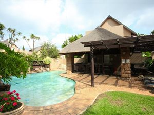 2 Bed Apartment in Sunninghill
