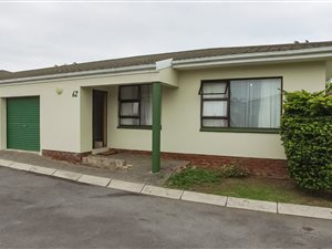 2 Bed Townhouse in Gonubie