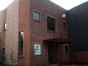 3000 m² Commercial space in Monavoni