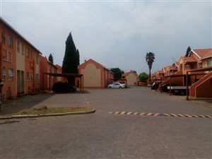2 Bed Apartment in Airport Park