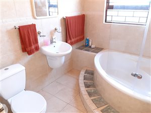 3 Bed House in Primrose Park