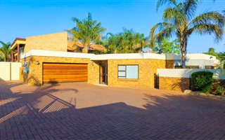 3 Bedroom House in Meyersdal