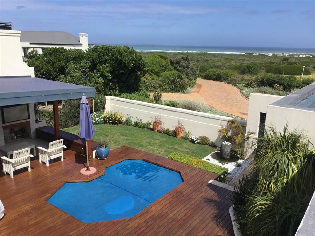 4 Bed House In Atlantic Beach Golf Estate R 36000 For Rent Western Cape Private Property Ads