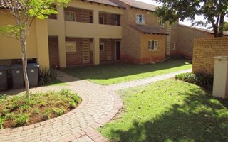 3 Bedroom Apartment in Boardwalk Villas