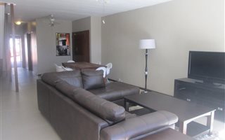1 Bedroom Duplex in Lynnwood Ridge
