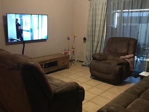 2 Bed Townhouse in Rynfield