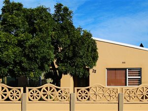 3 Bed House in Grassy Park