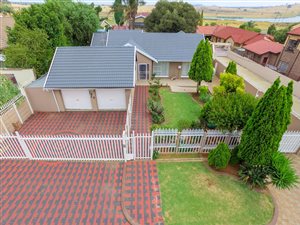 3 Bed House in Lenasia South