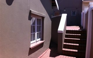 1 Bedroom House in Bluff