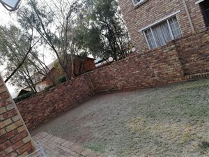 2 Bed Townhouse in Kyalami Hills