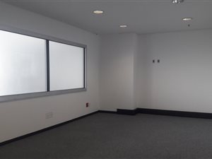 838 m² Office Space in Rosebank