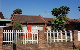 2 Bedroom Flat in Louis Trichardt