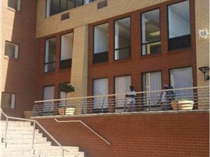 551 m² Office Space in Weltevreden Park