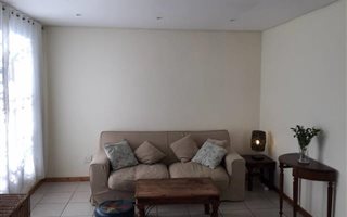 1 Bedroom Garden Cottage in Orange Grove