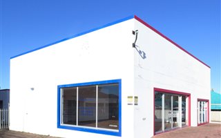 454 m² Office Space in Newton Park