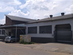 850 m² Industrial space in Driehoek