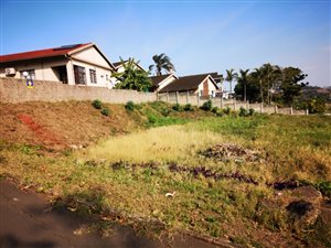 586 m² Land available in Clare Hills