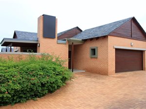 2 Bed Simplex in Retire at Midstream