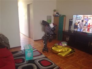 0.5 Bed Flat in Sunnyside