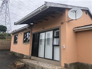 3 Bed House in Lovu