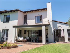 3 Bedroom Cluster in Bryanston