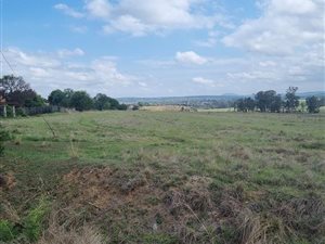 3 ha Land available in Hutten Heights