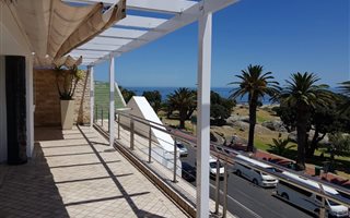 108 m² Retail Space in Camps Bay