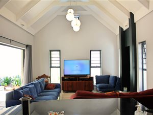 3 Bed House in Schonenberg Estate