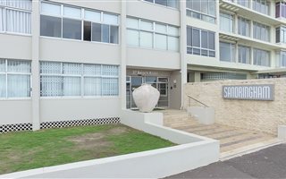 Studio apartment in Mouille Point