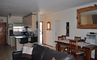 3 Bedroom Townhouse in Glenroy Park