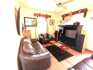 4 Bed House in Johannesburg Central and CBD